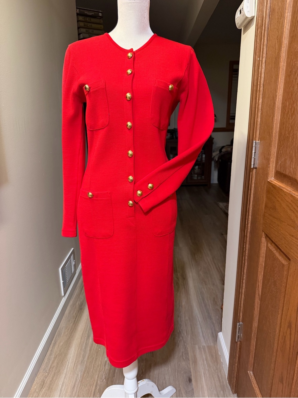 Red Wool Gold Button Dress Old Money Chanel Style NWOT Size 6 - Picture 2 of 9